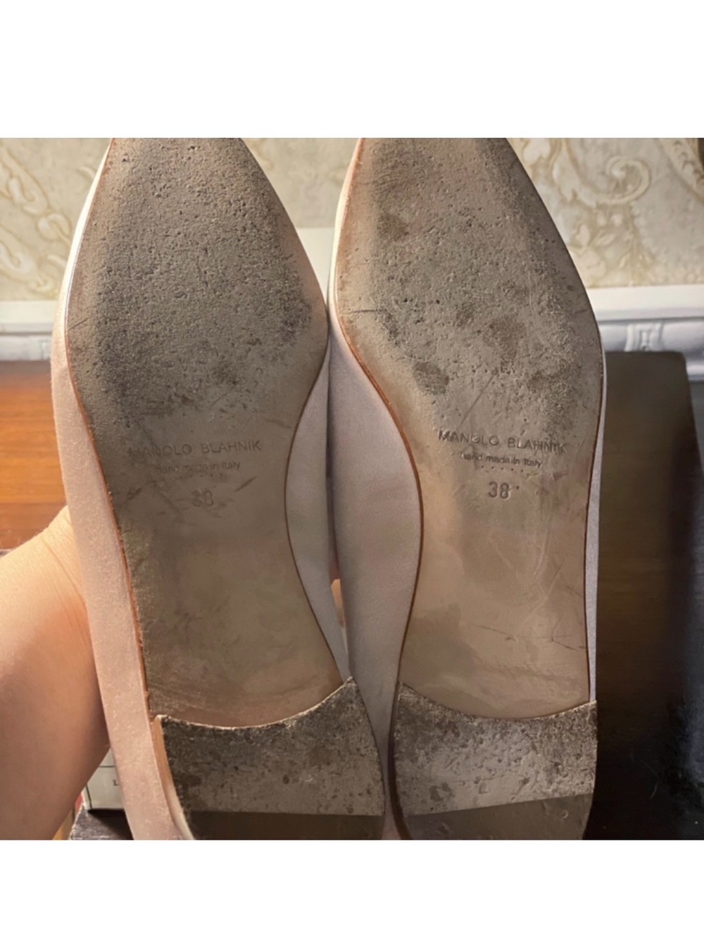 Manolo Blahnik Jeweled Satin Flats Nude/Soft Pink Size 38 - Picture 5 of 6